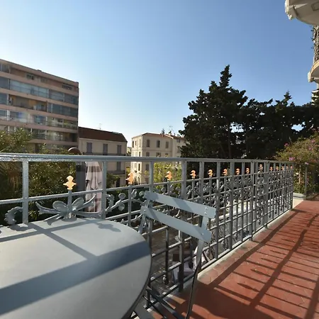 Apartment 4p Et Avec Terrasse, 500m Palais, Charme Bourgeois Cannes