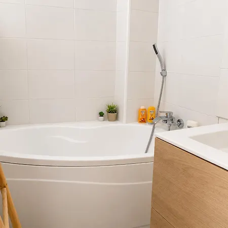 Apartment Bourgeois 3br & - Terrace, Walk To Croisette *