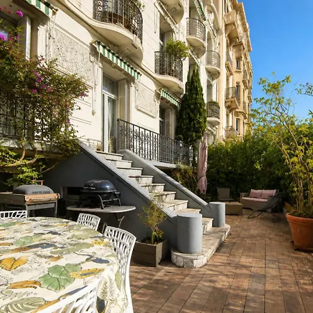 Bourgeois 3br & - Terrace, Walk To Croisette Apartment *