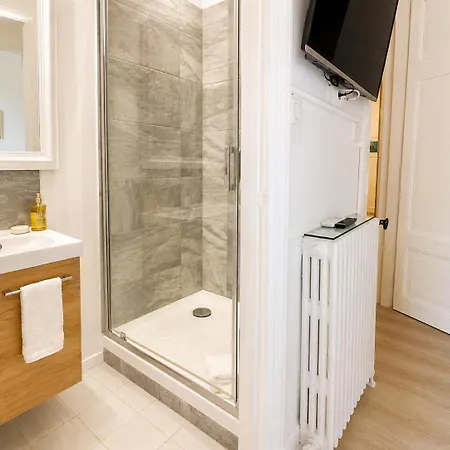 Apartment Bourgeois 3br & - Terrace, Walk To Croisette