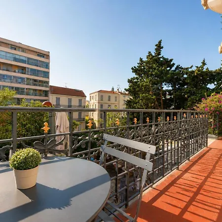 Bourgeois 3br & - Terrace, Walk To Croisette *