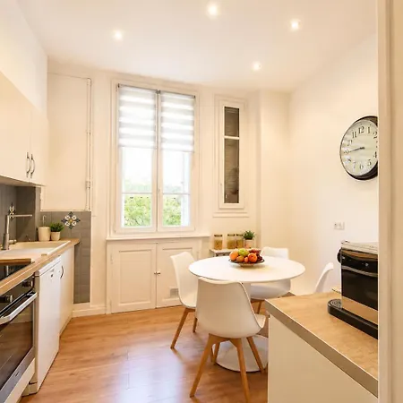 Apartment Bourgeois 3br & - Terrace, Walk To Croisette
